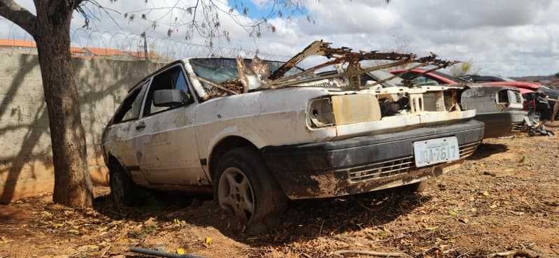 VW/GOL CL 1.8 - leilão extrajudicial - Não informado BR - lance mínimo R$ 200