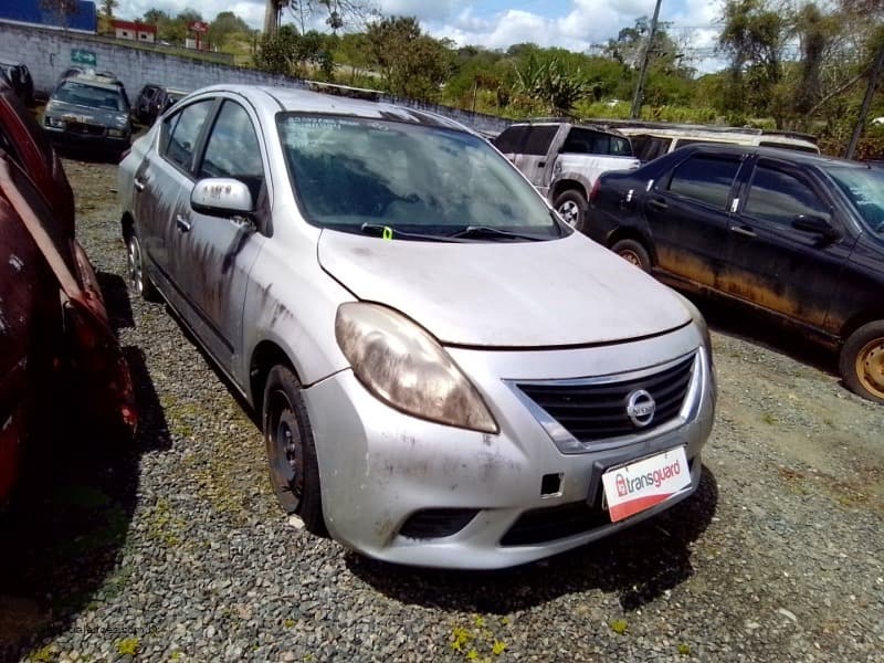 I/NISSAN VERSA 16SV FLEX - leilão extrajudicial - Não informado BR - lance mínimo R$ 3.750
