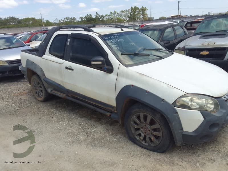 FIAT/STRADA ADVENTURE CD - leilão extrajudicial - Não informado BR - lance mínimo R$ 5.400