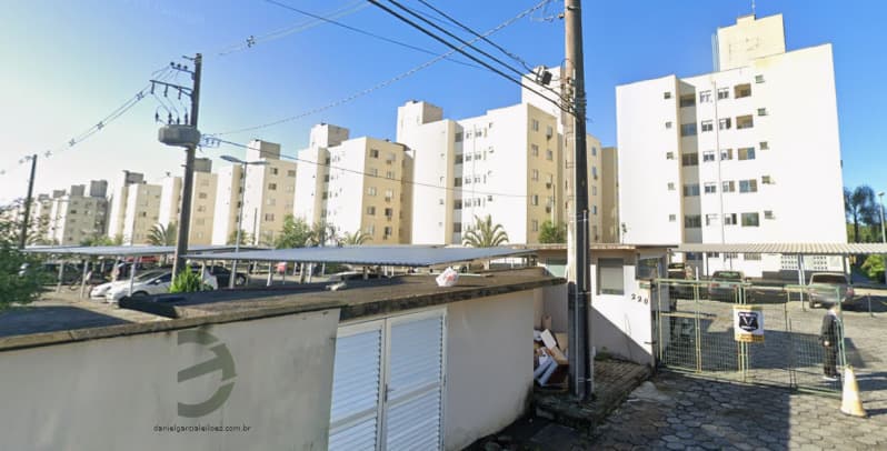 Apartamento e Vaga de Garagem - leilão judicial - Joinville SC - lance mínimo R$ 213.700