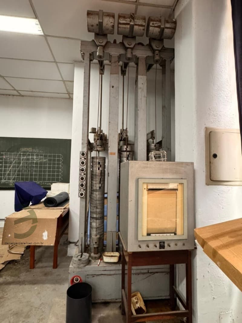 MAQUINAS DE ENSAIO - leilão extrajudicial - Não informado SP - lance mínimo R$ 5.000