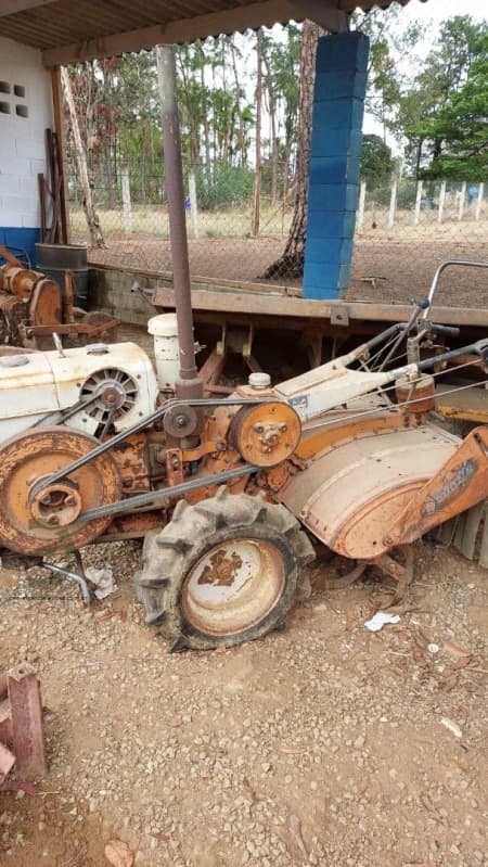 CONJUNTO DE MÁQUINAS - leilão extrajudicial - Não informado BR - lance mínimo R$ 8.000