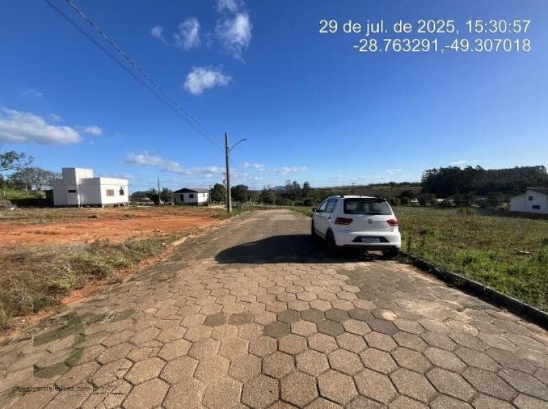 Imóvel - leilão extrajudicial - Içara SC - lance mínimo R$ 215.000