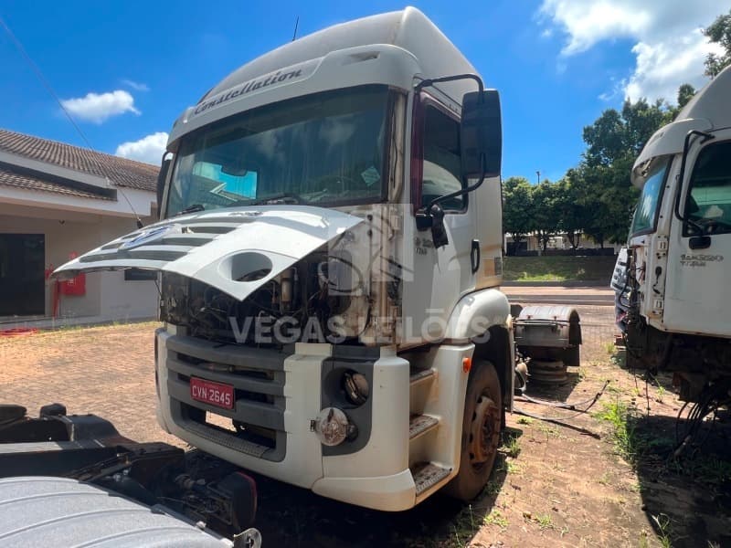 Lote: 43.4 Tipo: Veículo Identificação: Placa: CVN2645 Renavam: 988309955 Chassi - leilão judicial - Catanduva / SP SP - lance mínimo R$ 78.000