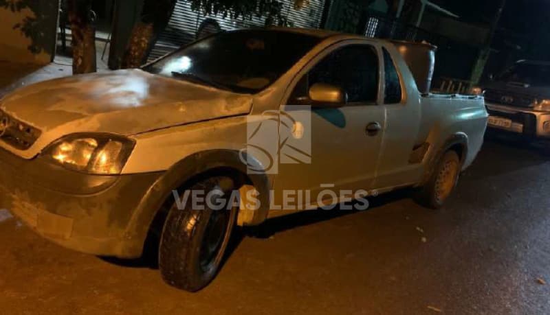 Lote: 50.1 Tipo: Veículo Identificação: Placa: DGC1672 Renavam: 941840891 Chassi - leilão judicial - Novais / SP SP - lance mínimo R$ 12.000