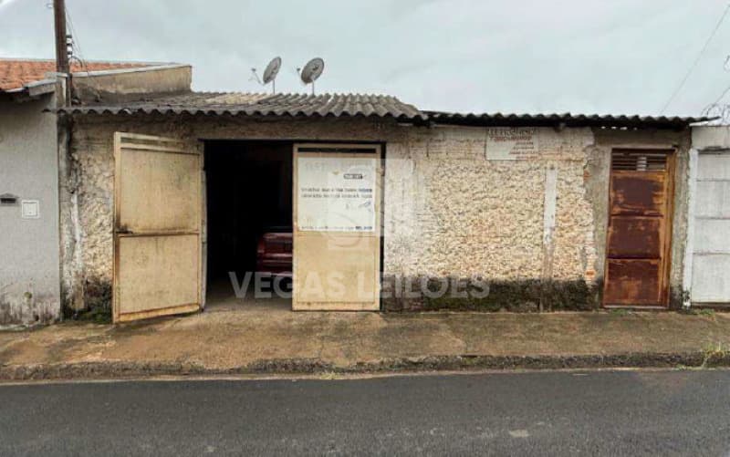 UMA CASA DE MORADIA situada nesta cidade e comarca de Franca-SP, 2ª Circunscriçã - leilão judicial - Franca/SP SP - lance mínimo R$ 96.500