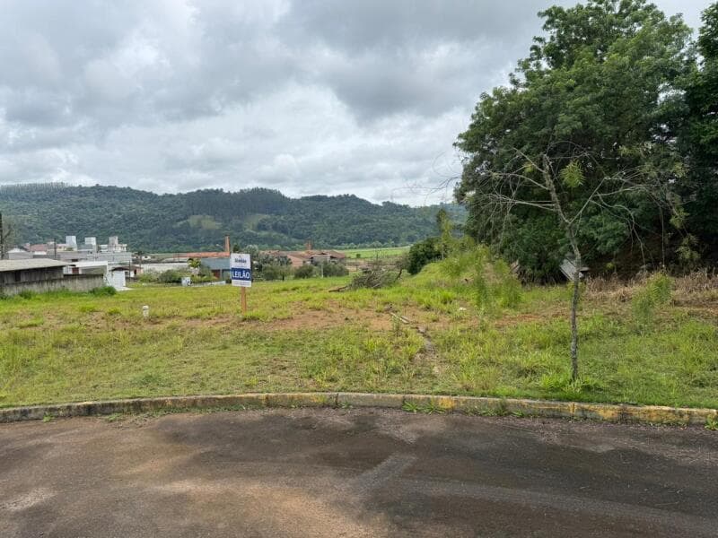 Um terreno situado no perímetro urbano da cidade de Agronômica/SC, no Centro, re - leilão extrajudicial - Agronômica/SC SC - lance mínimo R$ 200.000