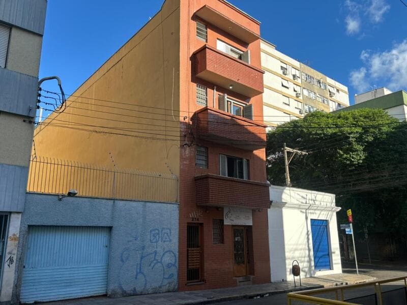 O APARTAMENTO nº 12 do Edifício General Auto, sito na Rua General Auto, nº 274, - Porto Alegre/RS RS - lance mínimo R$ 75.000