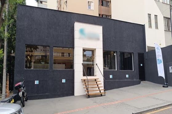 Casa com 147,40 m² - Centro LONDRINA PR - leilão extrajudicial - LONDRINA PR - lance mínimo R$ 1.096.528