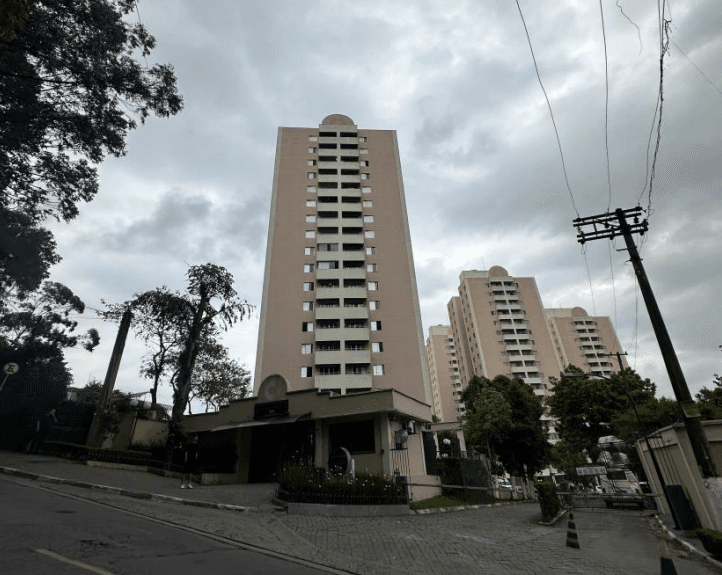 Apartamento com 64,74 m² - Jardim Jaqueline SÃO PAULO SP - leilão extrajudicial - SÃO PAULO SP - lance mínimo R$ 270.000