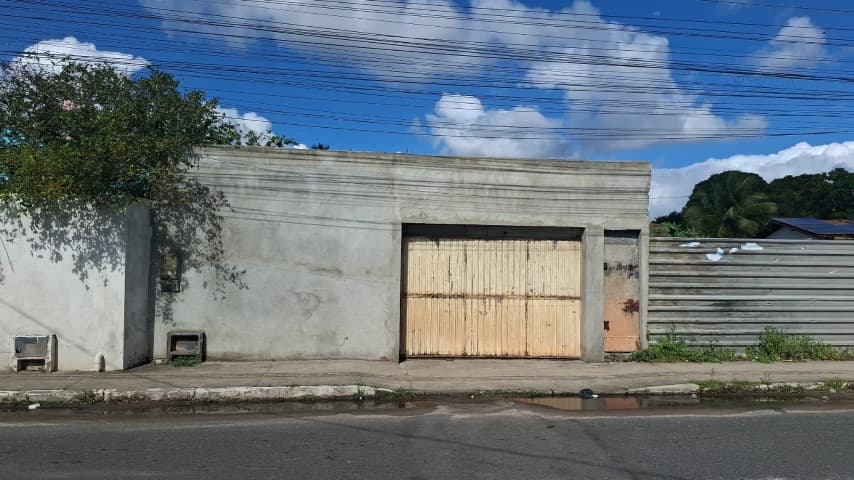 Casa com 135,96 m² - Alagoinhas Velha ALAGOINHAS BA - leilão extrajudicial - ALAGOINHAS BA - lance mínimo R$ 381.600