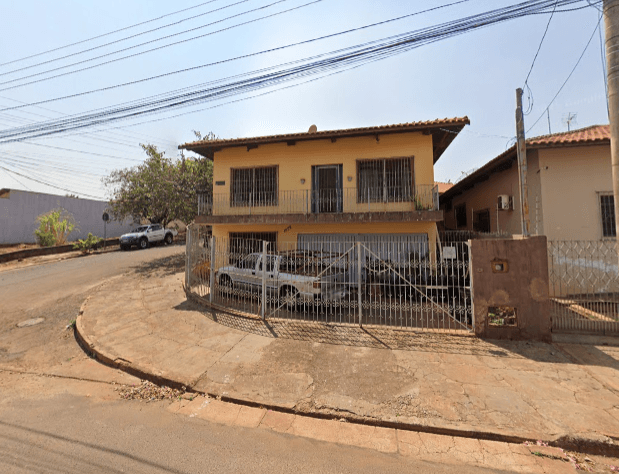 Casa com 380,00 m² - Jardim Santa Eliza I - (02) BARRA BONITA SP - leilão extrajudicial - BARRA BONITA SP - lance mínimo R$ 381.000