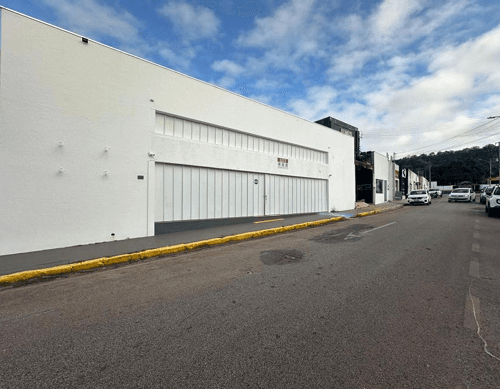 Prédio Comercial com 393,13 m² - Centro ARENÁPOLIS MT - leilão extrajudicial - ARENÁPOLIS MT - lance mínimo R$ 650.000