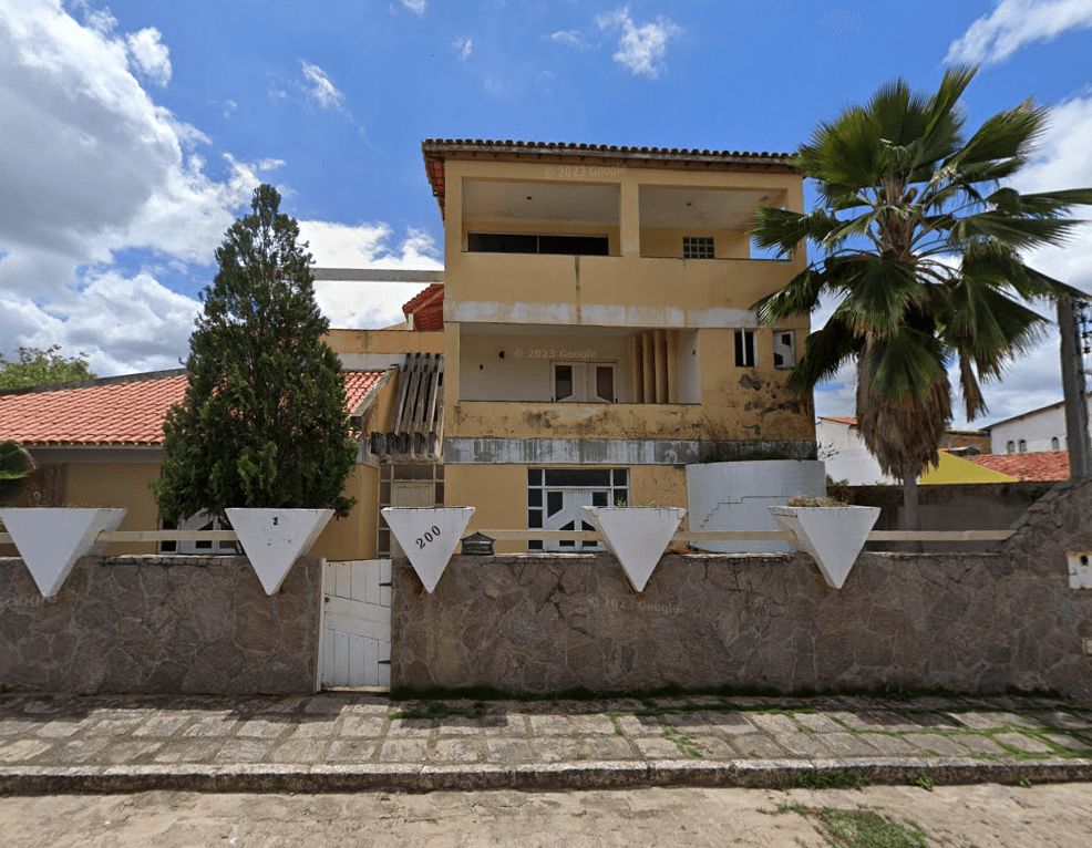 Casa com 549,90 m² - Centro RUY BARBOSA BA - leilão extrajudicial - RUY BARBOSA BA - lance mínimo R$ 230.825