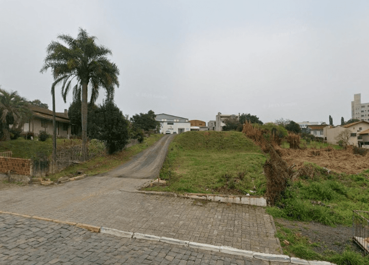 Terreno com 2043,77 m² - Centro ITAIÓPOLIS SC - leilão extrajudicial - ITAIÓPOLIS SC - lance mínimo R$ 384.000