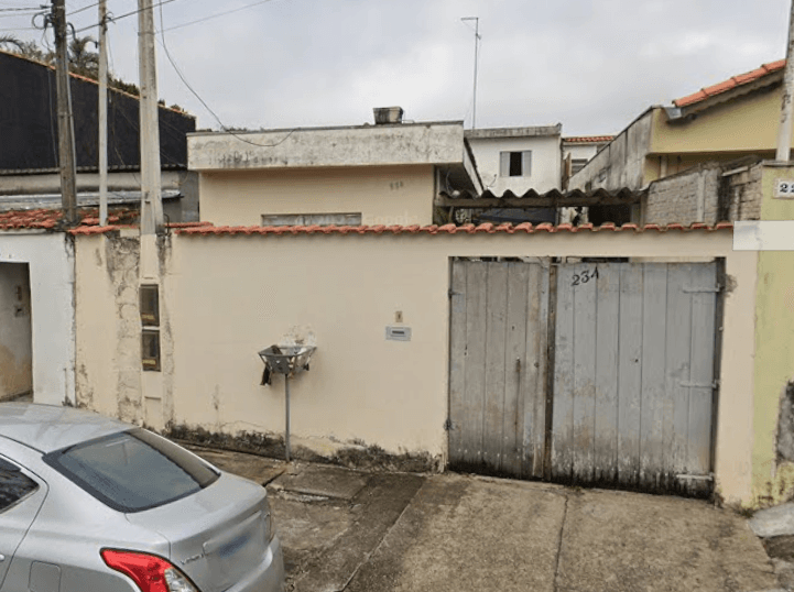 Casa - VILA AUREA MARIA MOGI DAS CRUZES SP - leilão extrajudicial - MOGI DAS CRUZES SP - lance mínimo R$ 202.666