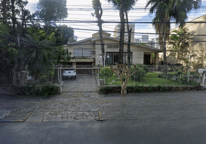 Casa com 300,00 m² - Centro CANOAS RS - leilão extrajudicial - CANOAS RS - lance mínimo R$ 2.879.756