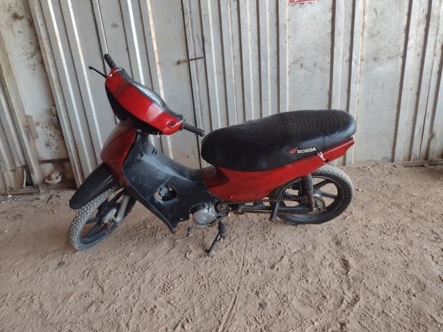 HONDA - C100 BIZ ES - leilão extrajudicial - S/N PA - lance mínimo R$ 1.000