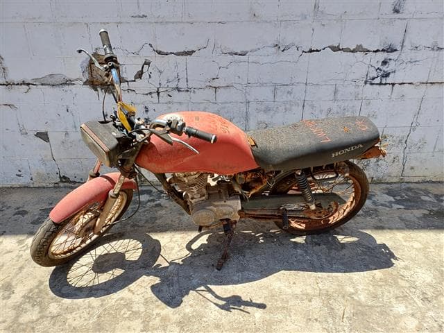 HONDA - CG 125 TITAN - leilão extrajudicial - TERESINA PI - lance mínimo R$ 220