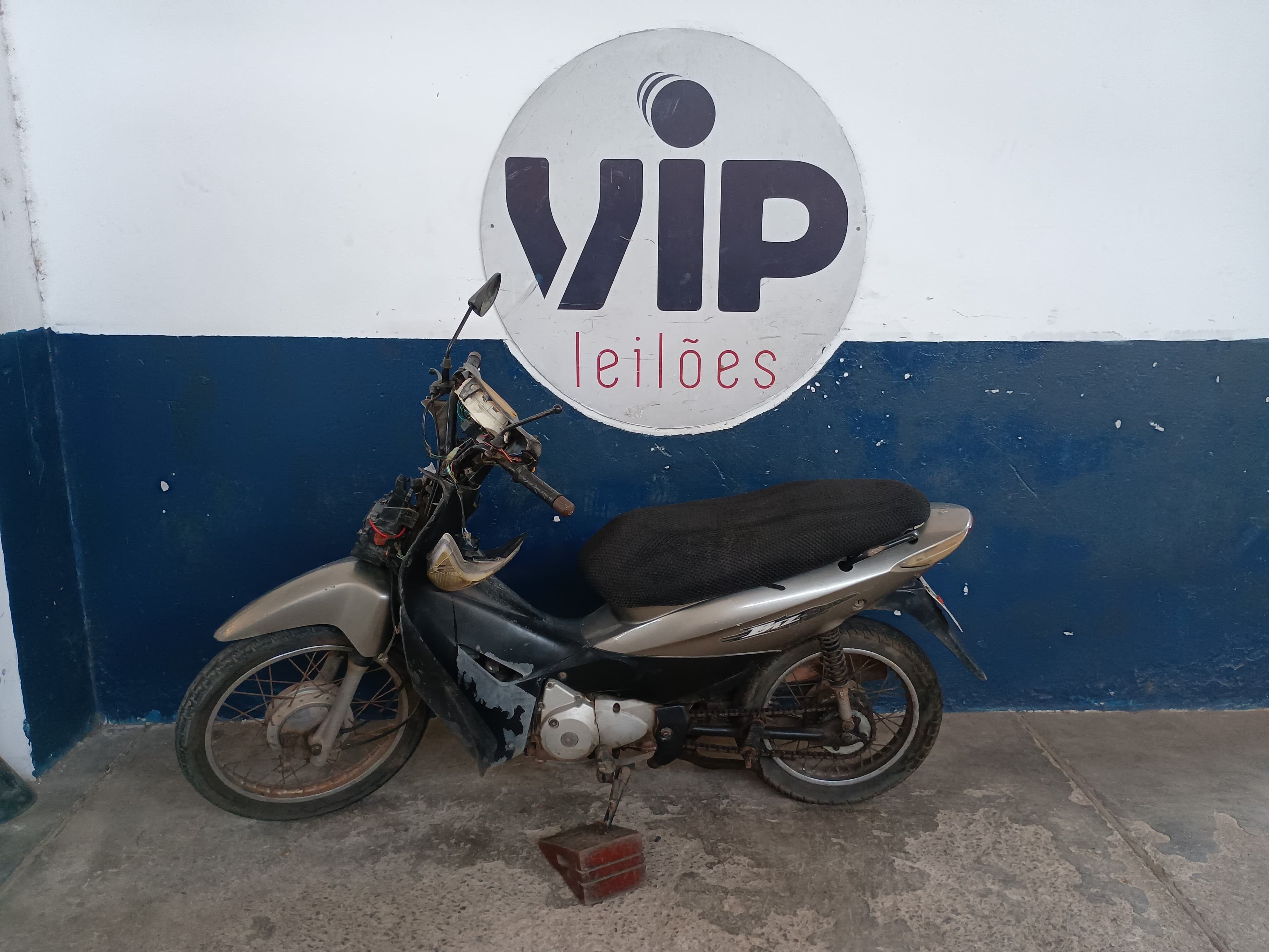 HONDA - BIZ 125 KS - leilão extrajudicial - PARNAÍBA PI - lance mínimo R$ 400