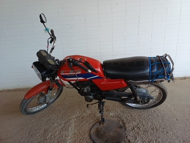 HONDA - CG 125 - leilão extrajudicial - TERESINA PI - lance mínimo R$ 250