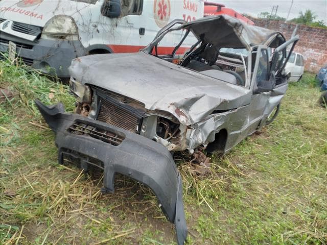 FIAT - UNO MILLE FIRE FLEX - leilão extrajudicial - FLORIANO PI - lance mínimo R$ 250