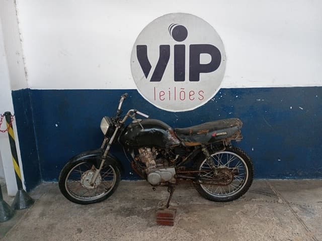 HONDA - CG 125 TITAN - leilão extrajudicial - PARNAÍBA PI - lance mínimo R$ 400