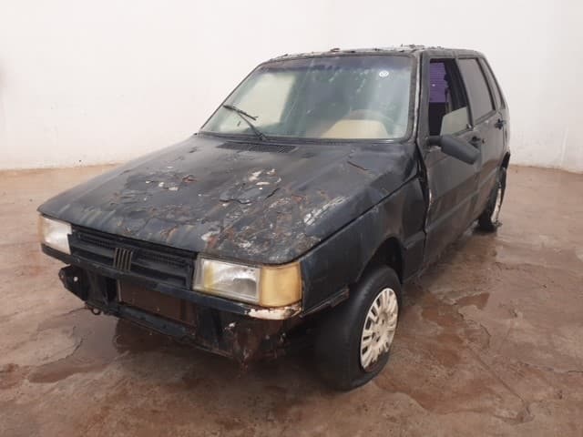 FIAT - UNO CSL 1.6 - leilão extrajudicial - SÃO LUÍS MA - lance mínimo R$ 500