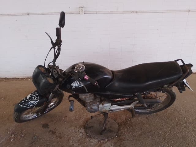 HONDA - CG 150 TITAN ESD - leilão extrajudicial - TERESINA PI - lance mínimo R$ 2.800