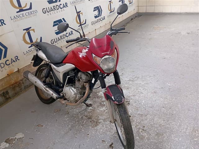 KKQ8266 PE MOTOCICLETA HONDA/CG 150 TITA - leilão extrajudicial - Não informado BR - avaliação R$ 900