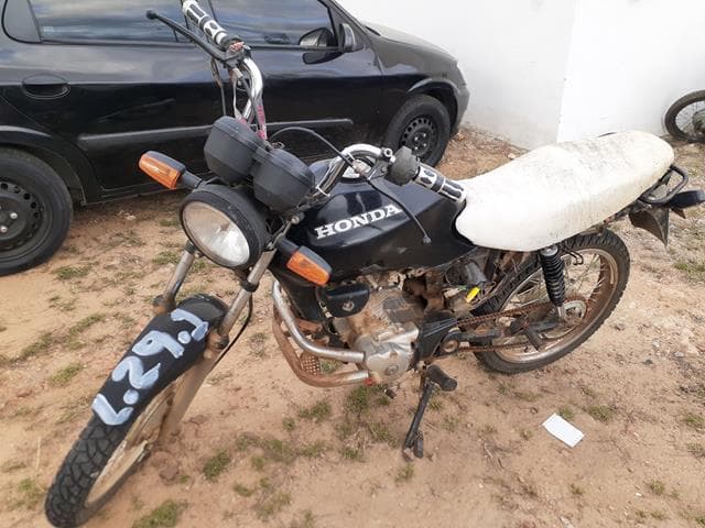 03 SUCATAS 1 SUCATA APROVEITÁVEL HONDA/C - Não informado BR - avaliação R$ 400