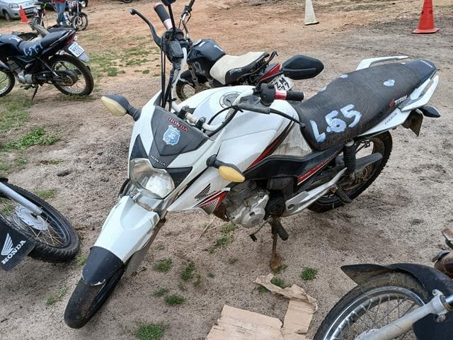 VEÍCULO HONDA/CG 160 TITAN EX BRANCA 201 - Não informado BR - avaliação R$ 3.000