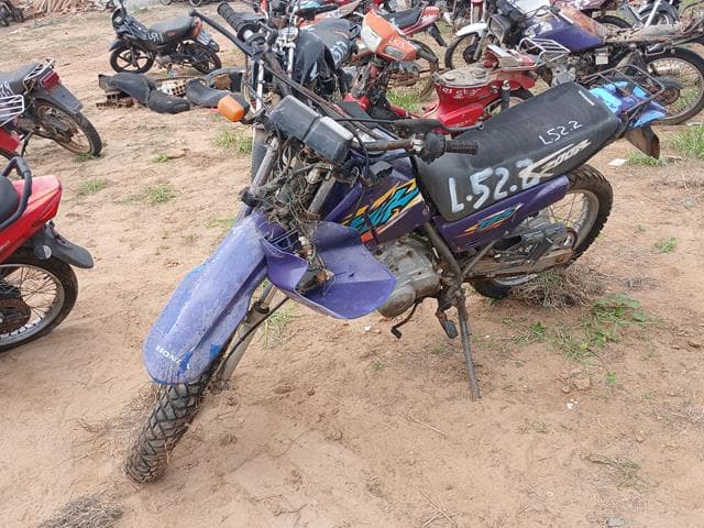 03 SUCATAS 2 SUCATA APROVEITÁVEL HONDA/X - Não informado BR - avaliação R$ 300