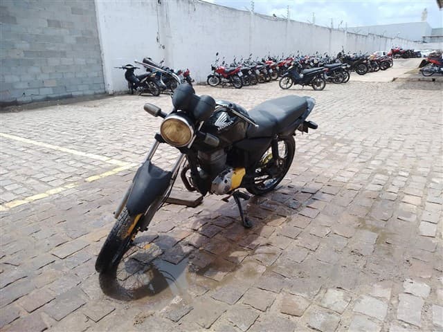 DUZ9015 SP MOTO HONDA/CG 150 TITAN KS 20 - leilão extrajudicial - Não informado BR - avaliação R$ 300