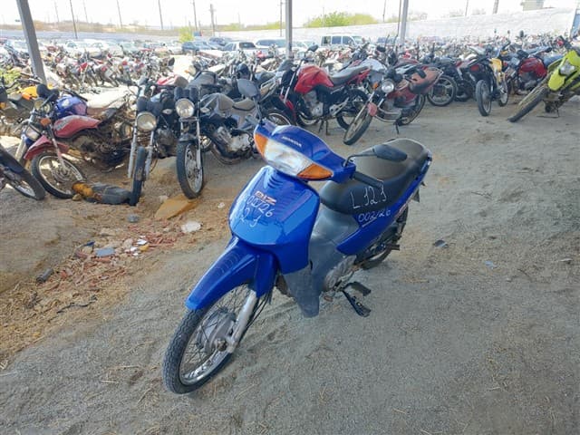 04 SUCATAS 1 SUCATA APROVEITÁVEL COM MOT - Não informado BR - avaliação R$ 1.000