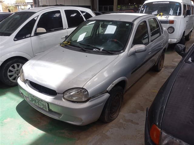 JPR5798 PE AUTOMOVEL CARRO GM/CLASSIC SP - leilão extrajudicial - Não informado BR - avaliação R$ 4.000