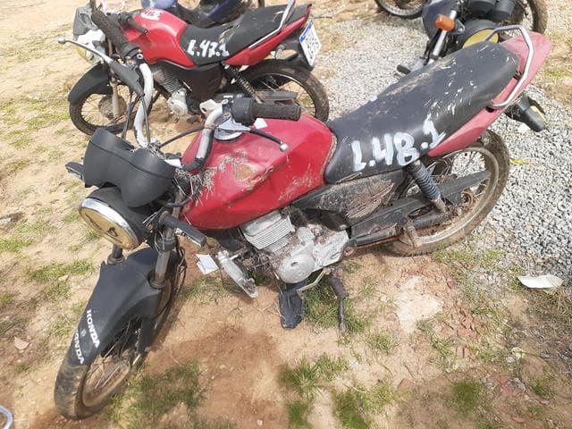 03 SUCATAS 1 SUCATA APROVEITÁVEL HONDA/C - Não informado BR - avaliação R$ 600