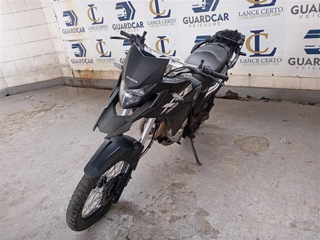 QYV3G35 PE MOTOCICLETA MOTO HONDA/XRE 30 - leilão extrajudicial - Não informado BR - avaliação R$ 5.800