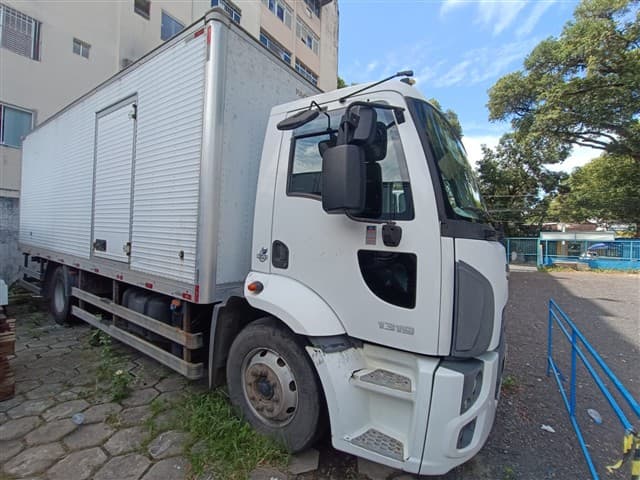 PCZ7112 FORD/CARGO 1319 1039384126 9BFXE - Não informado BR - avaliação R$ 108.200