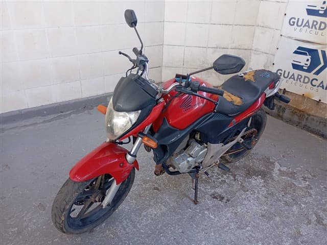 PFS8E32 PE MOTOCICLETA HONDA/CB 300R 201 - leilão extrajudicial - Não informado BR - avaliação R$ 1.600