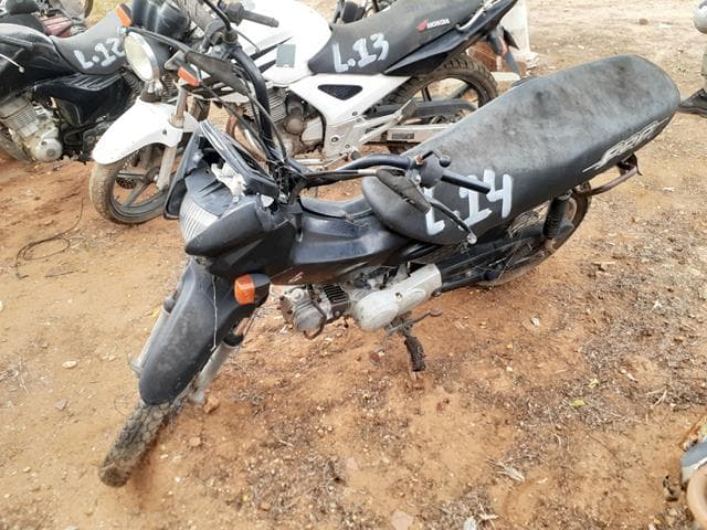 VEÍCULO HONDA/POP100 PRETA 2011/2012 - Não informado BR - avaliação R$ 1.800