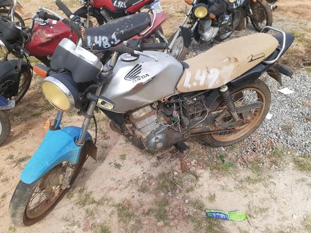 VEÍCULO HONDA/CG 150 TITAN ES PRATA 2005 - Não informado BR - avaliação R$ 1.200