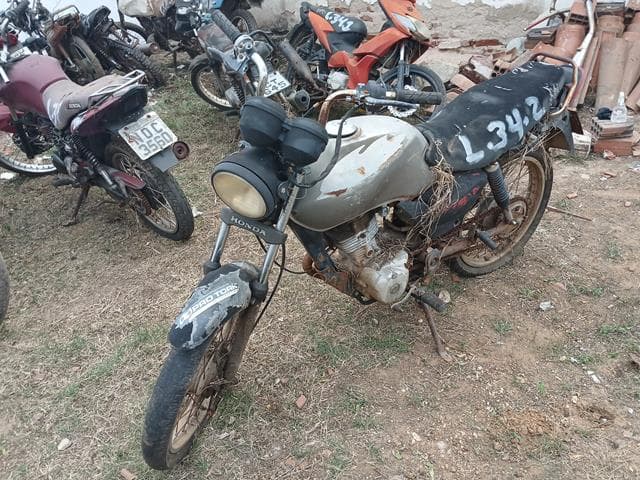 SUCATA APROVEITÁVEL HONDA/ CG 125 TITAN - Não informado BR - avaliação R$ 100