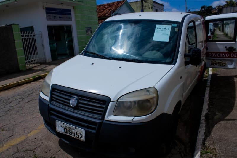 FIAT/DOBLO AMBULANCIA - leilão extrajudicial - Não informado BR - lance mínimo R$ 10.000