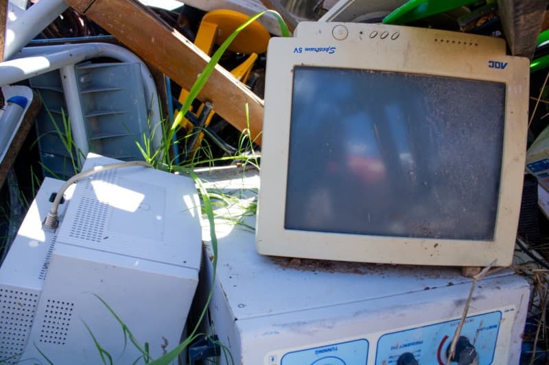 SUCATA DE INFORMÁTICA - leilão extrajudicial - Não informado BR