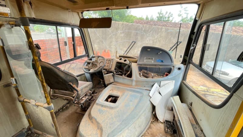 ônibus VOLKSWAGEN MASCA GRANMINI O 2010 de cor Amarela, final de chassi R030125 - leilão extrajudicial - São Sebastião do Tocantins / TO TO - lance mínimo R$ 3.000