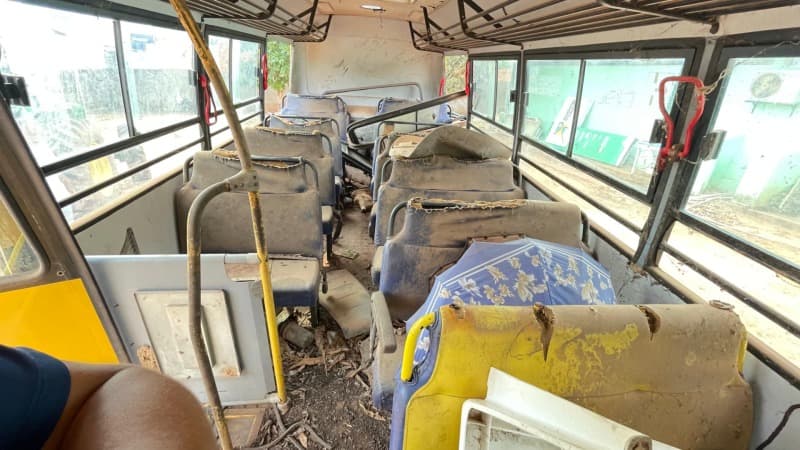 SUCATA ONIBUS VOLARE V8L, COR AMARELA - leilão extrajudicial - São Sebastião do Tocantins / TO TO - lance mínimo R$ 8.000