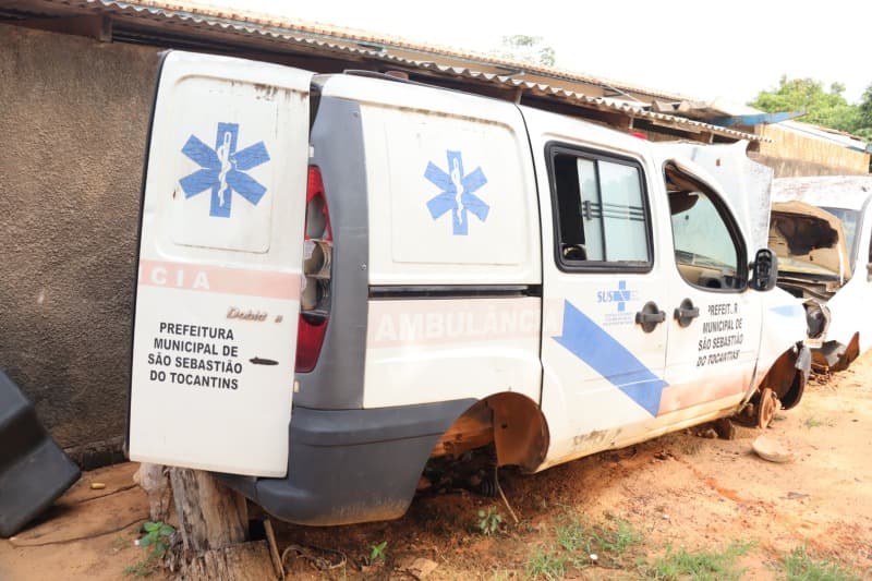 SUCATA INSERVIVEL FIAT DOBLO COR BRANCA, PLACA MXD1469 - leilão extrajudicial - São Sebastião do Tocantins / TO TO - lance mínimo R$ 800