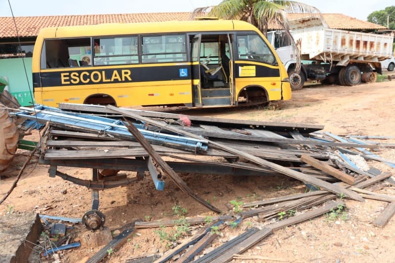 CHASSI CARRETA AGRICOLA - leilão extrajudicial - Não informado BR - lance mínimo R$ 400