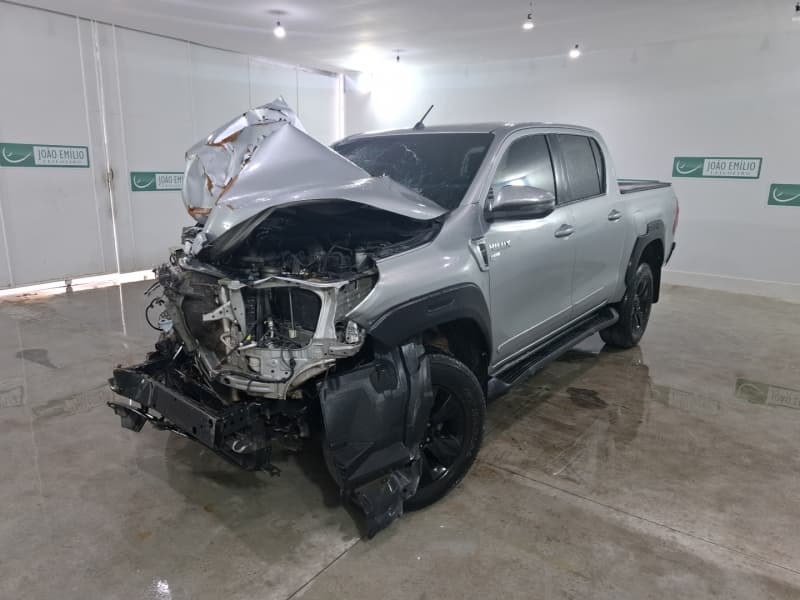 TOYOTA/HILUX CD SRVA 2GF - leilão extrajudicial - Não informado BR - lance mínimo R$ 60.000